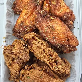 Winnies Takeout - Fried Jerk Wings and Lemon Pepper Wings. Wings are big and crispy with fantastic flavor. Really delicious. - Pasta Shops Near Me - Amityville, New York