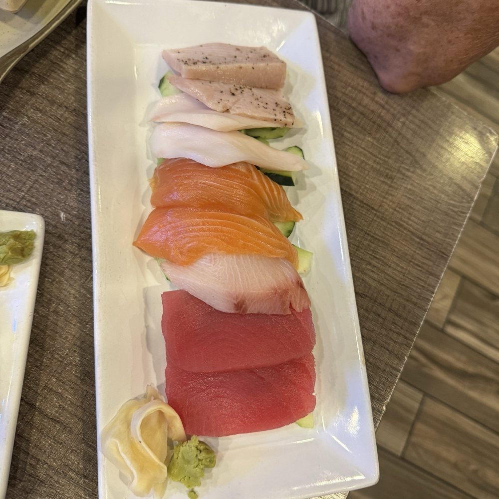 Hana Tokyo - Sushi Bars Near Me - Tucson, Arizona