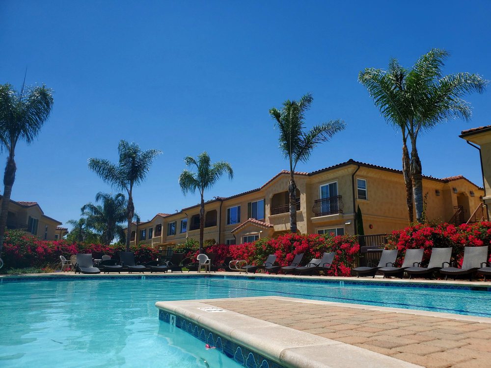 LA JOLLA DEL REY APTS. Updated June 2024 50 Photos 6245 Kantor St