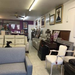 nahomi's thrift store