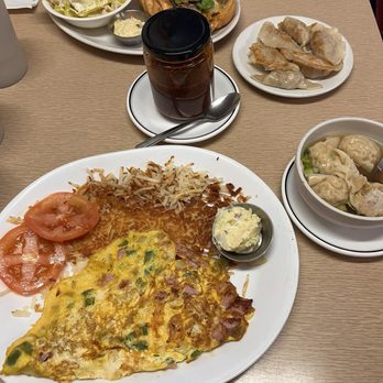 The Northern Cafe and Grill - Western omelette and Philly cheese steak Dumplings and wonton soup - Cafes Near Me - Vancouver, British Columbia The Northern Cafe and Grill - Western omelette and Philly cheese steak Dumplings and wonton soup - Cafes Near Me - Vancouver, British Columbia