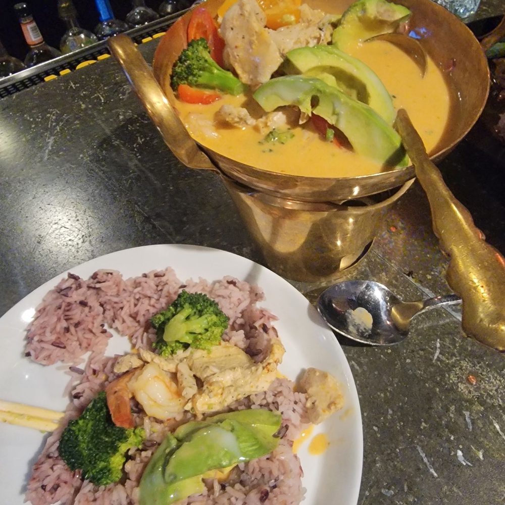 Lots Of Eats - Avocado Curry - Thai Near Me - North Andover, Massachusetts Lots Of Eats - Avocado Curry - Thai Near Me - North Andover, Massachusetts