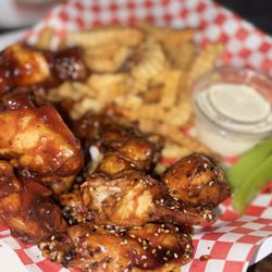 The Sandbox - Bone-In Wings