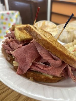 Lee's Farmers Market by null