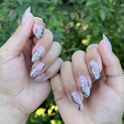 Livin’ Luxie Beauty Bar II - Gel X by Maria