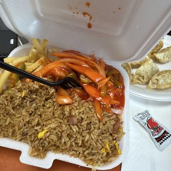 Forever Flavor - Camarones agridulces - Chinese Near Me - Guánica, Puerto Rico Forever Flavor - Camarones agridulces - Chinese Near Me - Guánica, Puerto Rico