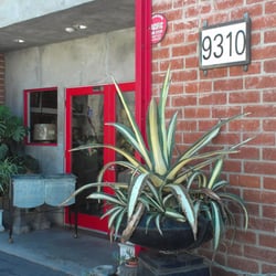 Jefferson West - You need to get buzzed in at these doors, accessible through parking lot