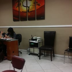 D K Nails - Nice presentation