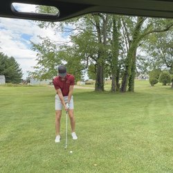 Pipestone Creek Golf Course - Golfer