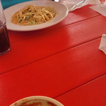 Mi Cozumel - Shrimp Alfredo, kids wouldn't wait lol - Mexican Near Me - Cincinnati, Ohio