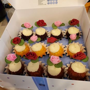 Nothing Bundt Cakes - Bakeries Near Me - Gilbert, Arizona