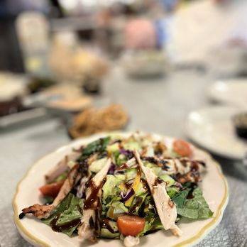 Lucille's Smokehouse Bar-B-Que - Bbq Chicken Salad - Barbeque Near Me - Temecula, California Lucille's Smokehouse Bar-B-Que - Bbq Chicken Salad - Barbeque Near Me - Temecula, California