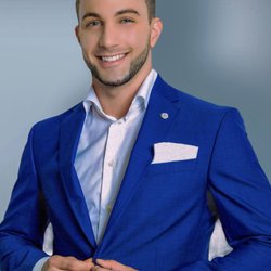 Kyle Kleinman - RE/Max Advance Realty