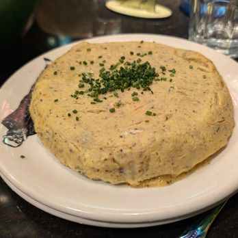 InClan Brutal - Truffle omlet - Tapas Bars Near Me - Madrid, M InClan Brutal - Truffle omlet - Tapas Bars Near Me - Madrid, M