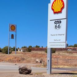 Shell - Signage