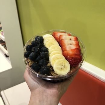Kiwi Spoon - Açaí Bowl - Ice Cream & Frozen Yogurt Near Me - Rocky Hill, Connecticut Kiwi Spoon - Açaí Bowl - Ice Cream & Frozen Yogurt Near Me - Rocky Hill, Connecticut