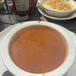 Tomato Bisque & Mac n cheese Tomato Bisque & Mac n cheese