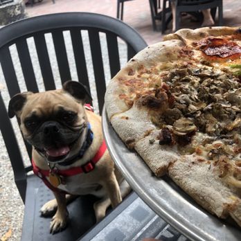 American Flatbread - Enjoying half pepperoni, peppers, onions and half mushrooms and sausage pizza with my baby girl outside - Pizza Near Me - Burlington, Vermont American Flatbread - Enjoying half pepperoni, peppers, onions and half mushrooms and sausage pizza with my baby girl outside - Pizza Near Me - Burlington, Vermont