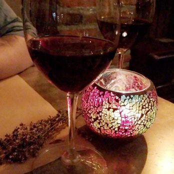 Ástor - Pinot noir - Mediterranean Near Me - Madrid, M Ástor - Pinot noir - Mediterranean Near Me - Madrid, M