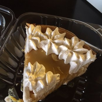 Maui Pie - Lillikoi (passion fruit) pie - Bakeries Near Me - Kihei, Hawaii