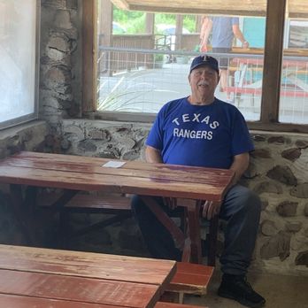 Joel's Bar-B-Q - Plenty of indoor seating. - Barbeque Near Me - Flatonia, Texas