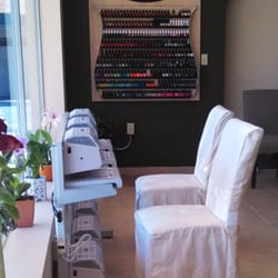 V/V Nail Spa