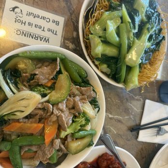 Far East Cafe - Chinese Near Me - Sacramento, California