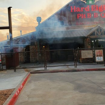 Hard Eight BBQ - Barbeque Near Me - The Colony, Texas