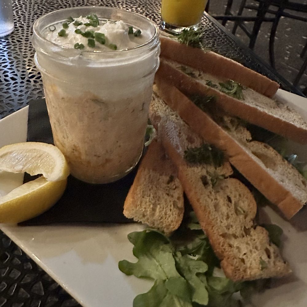 Salmon rillettes
