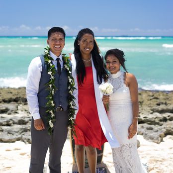 Tie The Knot With Tieesha - Officiants Near Me Tie The Knot With Tieesha - Officiants Near Me