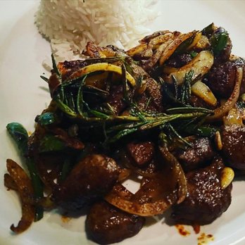 The Consulate - Lamb Tibs - Specialty Food Near Me - Atlanta, Georgia