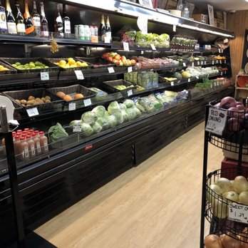 Singleton's General Store - Produce - Meat Shops Near Me - Proctorsville, Vermont