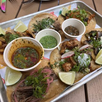 El Lugar Cantina - El Jefe Taco Platter - Mexican Near Me - New York, New York El Lugar Cantina - El Jefe Taco Platter - Mexican Near Me - New York, New York