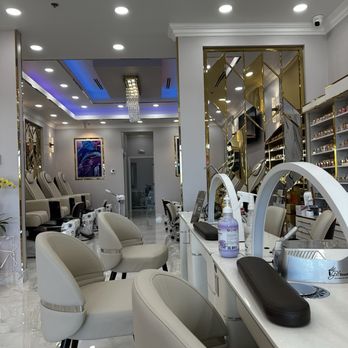 Diamond Nails & Spa - Waxing Near Me - Phoenix, Arizona