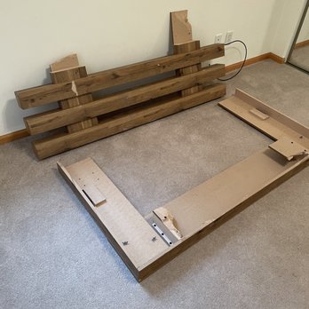 Kdavis Moving - Bed frame snapped in half - Movers Near Me Kdavis Moving - Bed frame snapped in half - Movers Near Me