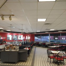 Steak ’n Shake - Inside
