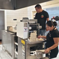 Tortilleria Y Taqueria Carolinas - Making fresh corn tortillas