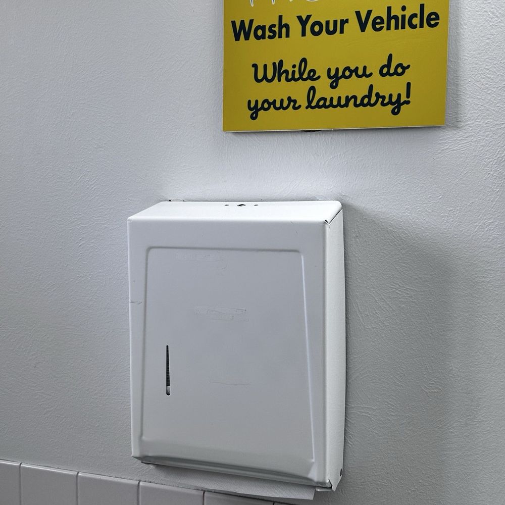 Lemon Laundry - Wash your vehicle while you do your laundry next door. - Laundry Services Near Me - Missoula, Montana Lemon Laundry - Wash your vehicle while you do your laundry next door. - Laundry Services Near Me - Missoula, Montana