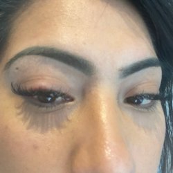 U2 Nail & Spa - Eye infection