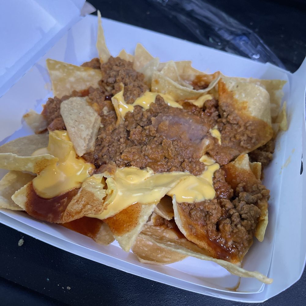 Taco Bell - Somehow missed both the sour cream and guacamole... Need a QA step here maybe? - Fast Food Near Me - Troutman, North Carolina Taco Bell - Somehow missed both the sour cream and guacamole... Need a QA step here maybe? - Fast Food Near Me - Troutman, North Carolina