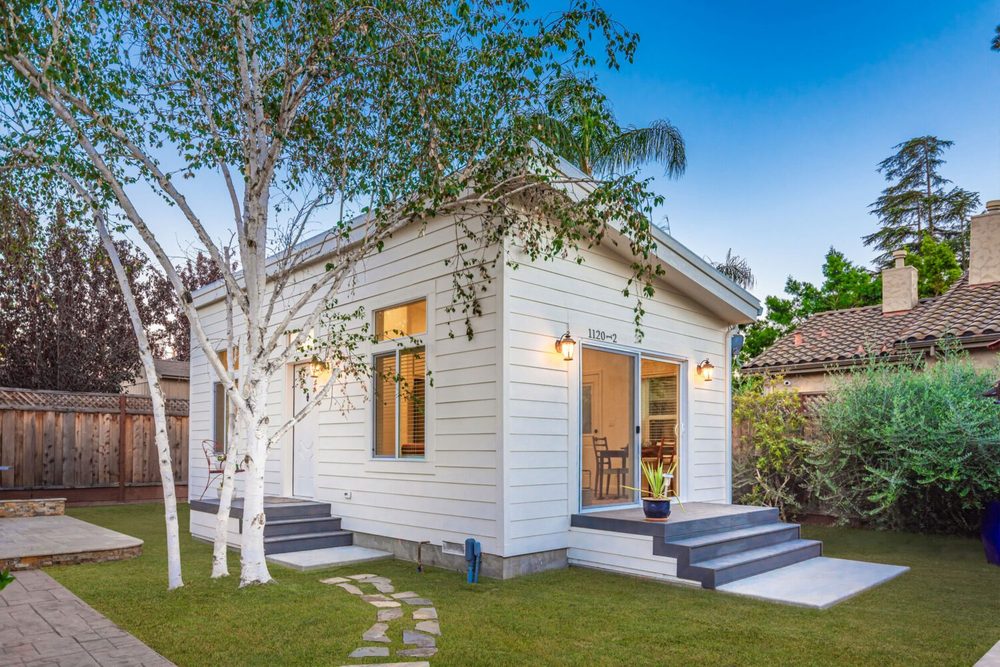 Slide of Hartstone Builders