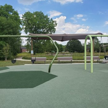 Meadowlark Park - Various swings - Parks Near Me - Carmel, Indiana
