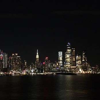 Hamilton Park - Parks Near Me - Weehawken, New Jersey