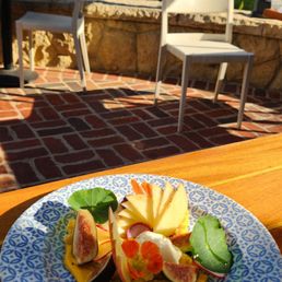 Figs and burrata