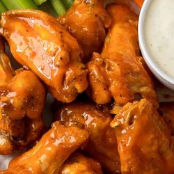 Slam Dunk Wings