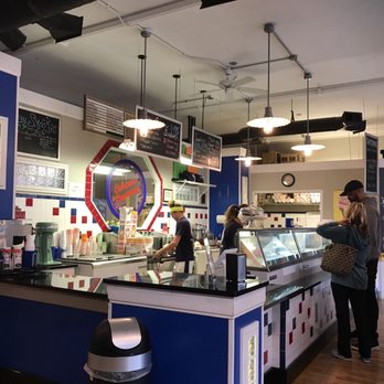 Cabarrus Creamery - Cute place! - Ice Cream & Frozen Yogurt Near Me - Concord, North Carolina