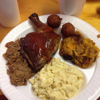Currituck BBQ - Brisket, chicken mac n cheese, sweet potato casserole with hush puppies all served to you in under 2 minutes. - Barbeque Near Me - Barco, North Carolina
