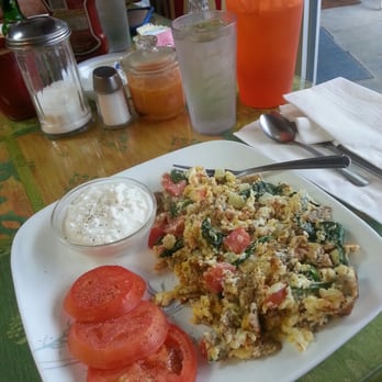Kate's Greek & American - I really like the Gyro Scramble with tomatoes and cottage cheese. - Delis Near Me - Everett, Washington