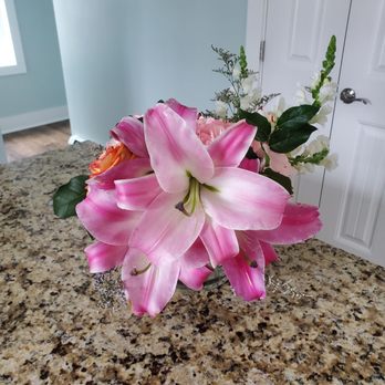Rosie Rose - Florists Near Me - North Brunswick, New Jersey Rosie Rose - Florists Near Me - North Brunswick, New Jersey