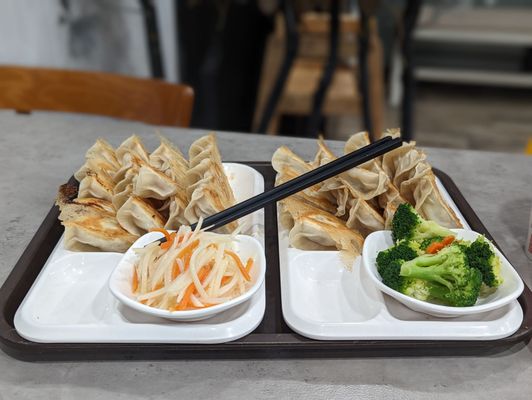 Dangela's Dumplings by null